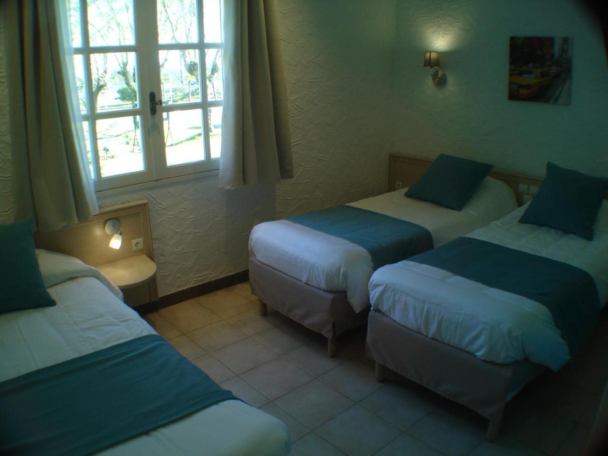 Logis Hotel & Restaurant Le Fleurance Buitenkant foto