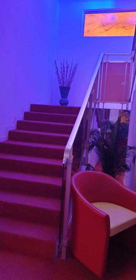 Logis Hotel & Restaurant Le Fleurance Buitenkant foto